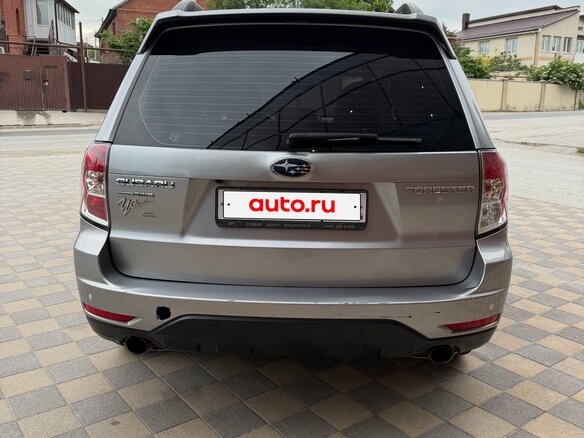 2011 Subaru Forester III Рестайлинг, серый, 1650000 рублей - вид 5