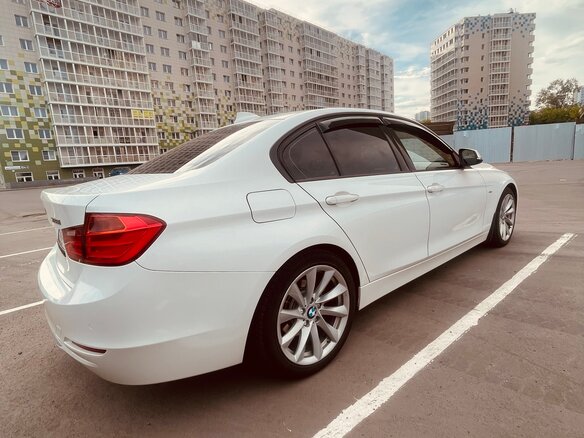 2011 BMW 3 серии 328i VI (F3x), белый, 1500000 рублей - вид 3