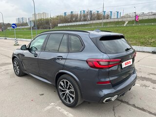 2020 BMW X5 40i IV (G05/G18), серый, 6499999 рублей, вид 3