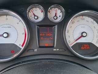 2013 Peugeot 408 I, бежевый, 750000 рублей, вид 5