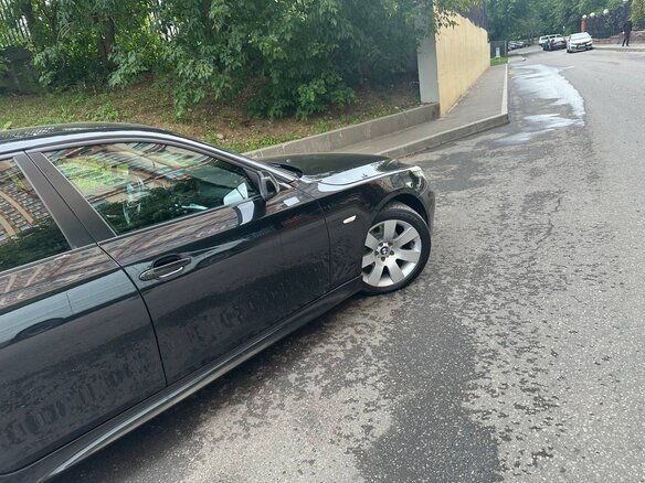 2008 BMW 5 серии 525i V (E60/E61) Рестайлинг, чёрный, 1300000 рублей