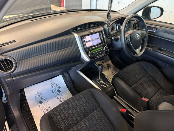 2012 Toyota Corolla Fielder XI (E160, E170, E180), чёрный - вид 13