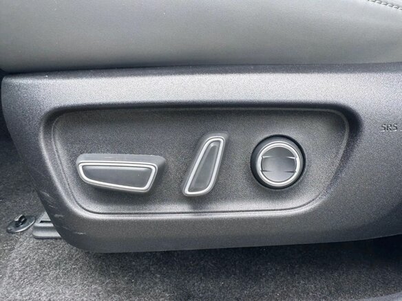 2025 Toyota RAV4 VI (XA60), чёрный - вид 15