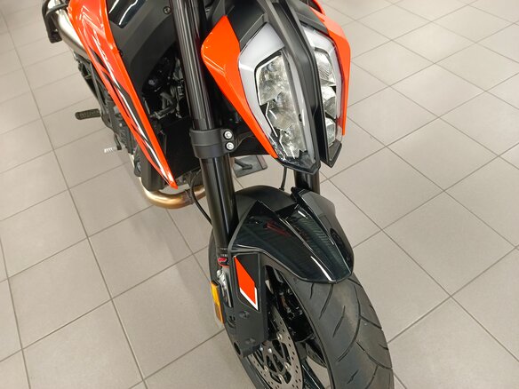 2023 KTM 790 Duke, оранжевый - вид 9