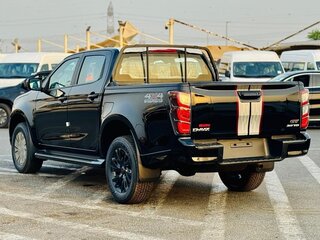 2026 Isuzu D-Max III, чёрный, 5370000 рублей, вид 3