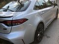 2025 Toyota Corolla Sporty XII (E210) Рестайлинг, серебристый, 3300000 рублей - вид 2