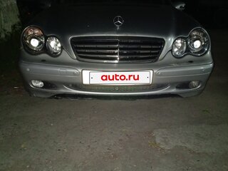2003 Mercedes-Benz C-Класс 200 II (W203), серебристый, 600000 рублей, вид 1