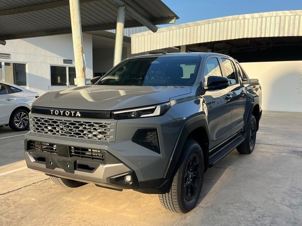 Открыть фотографии: Toyota Hilux IX
