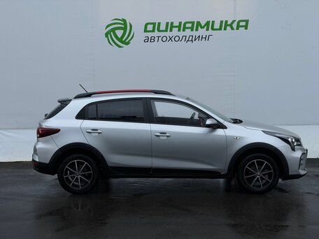2021 Kia Rio X IV Рестайлинг, серебристый, 1710000 рублей, вид 3