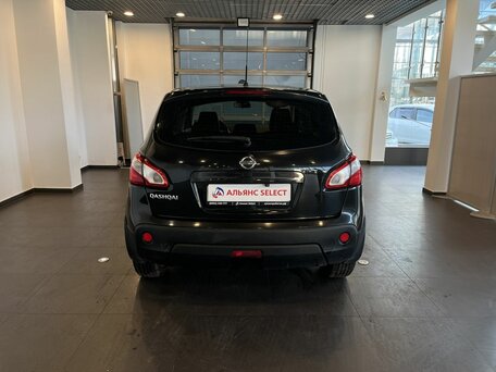 2010 Nissan Qashqai I Рестайлинг, чёрный, 790000 рублей, вид 4