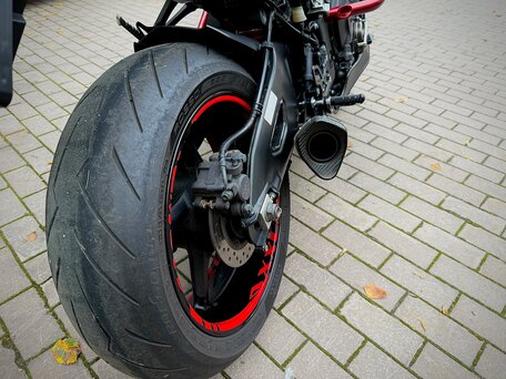 2017 Yamaha MT-10, чёрный, 1250000 рублей, вид 4