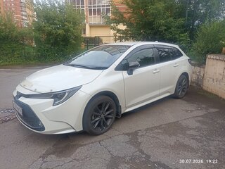 2020 Toyota Corolla XII (E210), белый, 1750000 рублей, вид 1