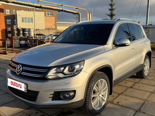2013 Volkswagen Tiguan I Рестайлинг, серебристый, 2100000 рублей, вид 1