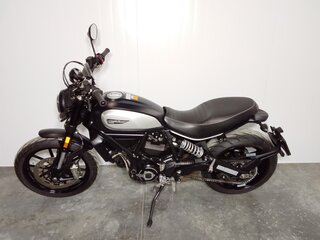 2021 Ducati Scrambler 800, чёрный, 649000 рублей, вид 1