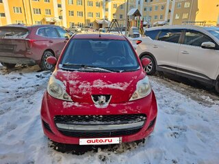2011 Peugeot 107 I Рестайлинг, красный, 330000 рублей, вид 2