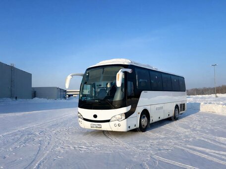 2022 Yutong ZK6938HB9, белый, 8300000 рублей, вид 1