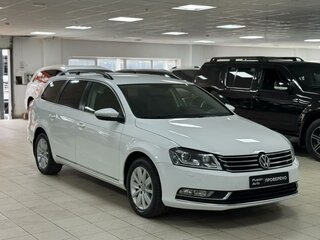 2013 Volkswagen Passat B7, белый, 715000 рублей, вид 3