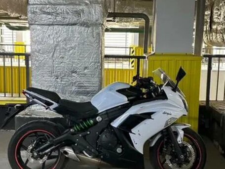 2016 Kawasaki Ninja 400, белый, 470000 рублей, вид 2