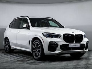 2021 BMW X5 40i IV (G05/G18), белый, 6700000 рублей, вид 3
