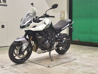 2025 Triumph Tiger Sport 660, белый, 977000 рублей, вид 4