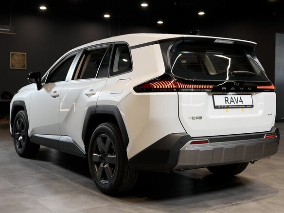 2026 Toyota RAV4 VI (XA60), белый, 4550000 рублей - вид 5