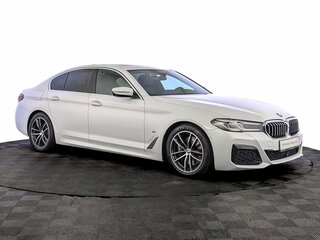 2021 BMW 5 серии 520i VII (G30/G31/G38) Рестайлинг, белый, 4500000 рублей, вид 3