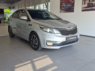 2015 Kia Rio III Рестайлинг, серый, 1050000 рублей, вид 3