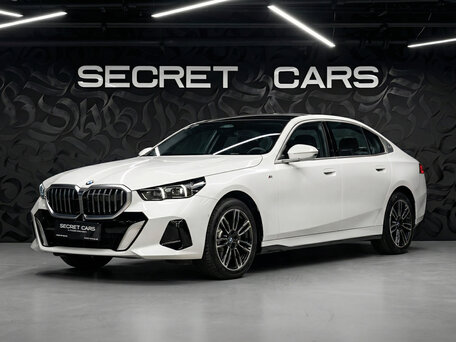 2024 BMW 5 серии Long 530Li VIII (G60/G61/G68), белый, 6680000 рублей, вид 1