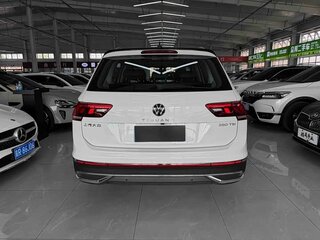 2023 Volkswagen Tiguan II Рестайлинг, белый, 2490000 рублей, вид 5