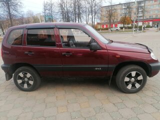 2004 Chevrolet Niva I, красный, 370000 рублей, вид 4