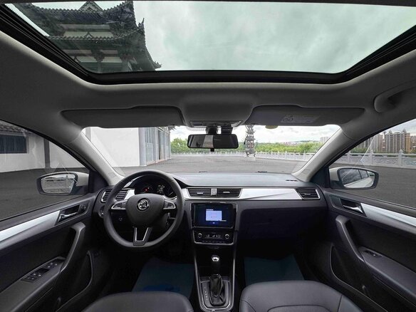 2022 Skoda Rapid II, белый - вид 11