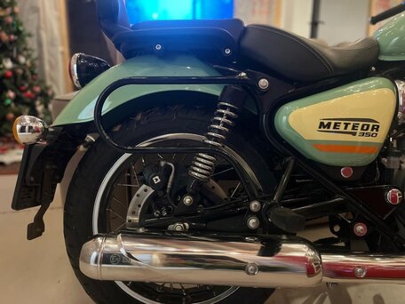 2025 Royal Enfield Meteor, зелёный, 400000 рублей, вид 4
