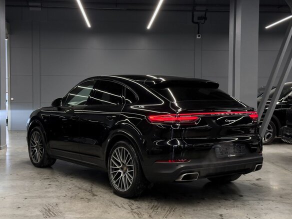 2021 Porsche Cayenne Coupé III, чёрный, 8500000 рублей - вид 4