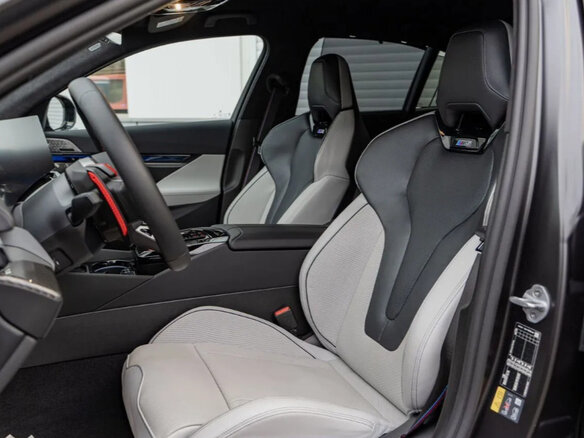 2025 BMW M5 VII (G90), серый, 26000000 рублей - вид 8