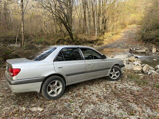 1998 Toyota Carina VII (T210), серый, 379999 рублей, вид 3