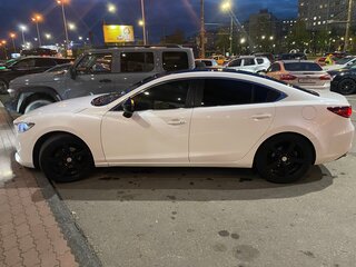2015 Mazda 6 III (GJ) Рестайлинг, белый, 1650000 рублей, вид 3