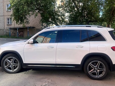 2020 Mercedes-Benz GLB 250 I (X247), белый, 4300000 рублей, вид 4