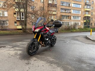 2015 Yamaha MT-09 Tracer (FJ-09), красный, 700000 рублей, вид 2