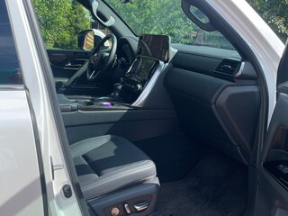 2026 Lexus LX 600 IV, белый, 19000000 рублей, вид 5