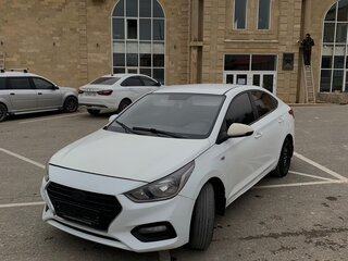 2017 Hyundai Solaris II, белый, 670000 рублей, вид 1