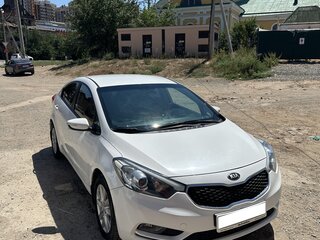 2013 Kia Cerato III, белый, 930000 рублей, вид 2