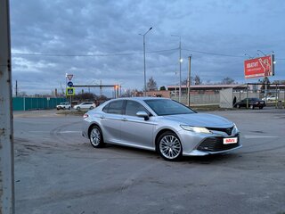2020 Toyota Camry VIII (XV70), серый, 3600000 рублей, вид 3