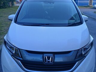 2018 Honda Freed II, белый, 1590000 рублей, вид 2