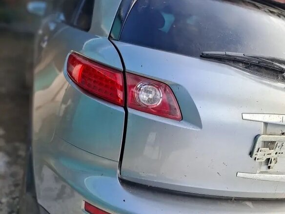 2004 Infiniti FX45 I (S50), белый, 450000 рублей - вид 5