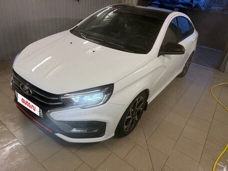 2024 Lada (ВАЗ) Vesta Sportline I Рестайлинг (NG), белый, 1890000 рублей, вид 1