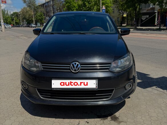 2013 Volkswagen Polo V, чёрный, 850000 рублей - вид 1