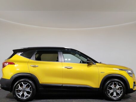 2020 Kia Seltos I, жёлтый, 2030000 рублей, вид 4