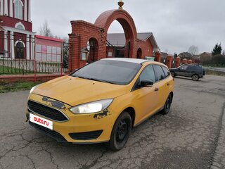 2016 Ford Focus III Рестайлинг, белый, 360000 рублей, вид 1