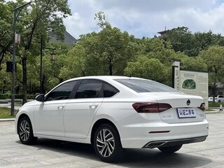 2022 Volkswagen Lavida III, чёрный, 1410007 рублей, вид 4