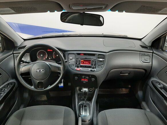 2011 Kia Rio II Рестайлинг, бежевый - вид 8
